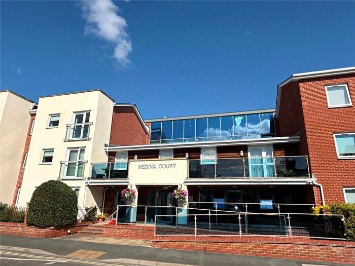 1 Bedroom Apartment For Sale In Old Westminster Lane, Newport, Isle Of Wight, PO30
