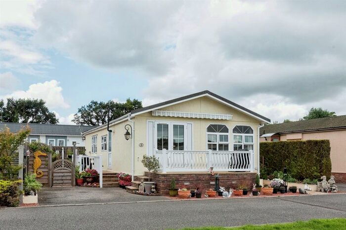 2 Bedroom Park Home For Sale In Eye Road, Brome, Eye, IP23