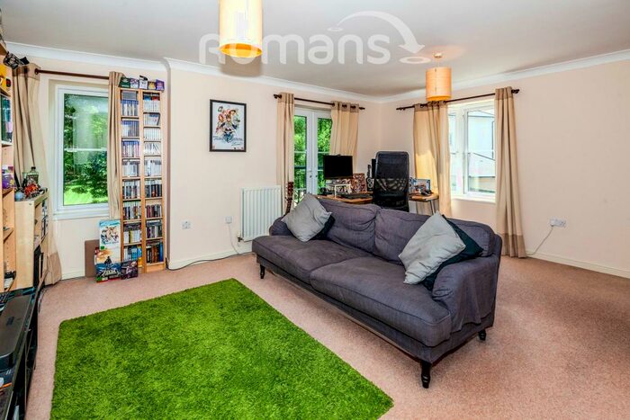 1 Bedroom Apartment To Rent In Green Lane, SL4