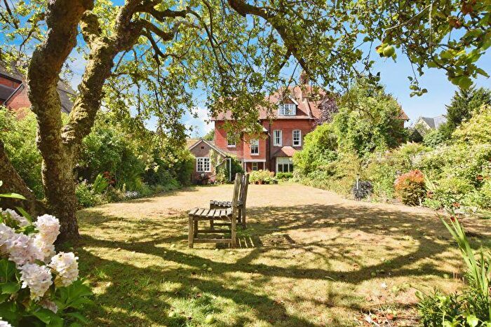 6 Bedroom Semi-Detached House For Sale In Fowlers Road, Salisbury ***Video Tour***, SP1