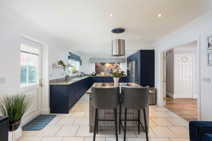 5 Bedroom Detached House For Sale In Fenton House, Rosewoods, Howden, DN14