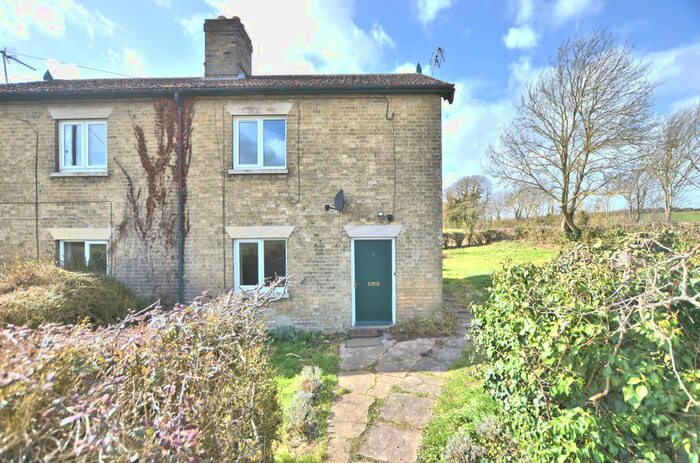 3 Bedroom Semi-Detached House To Rent In Whitwell Way, Coton, Cambridge, CB23