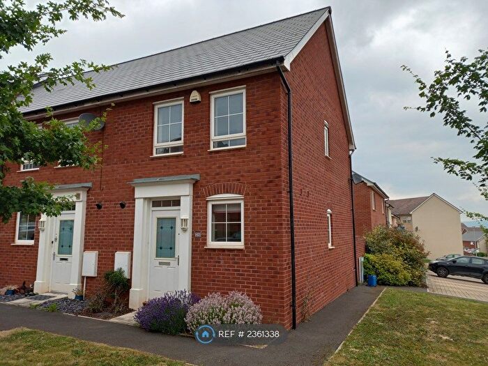 2 Bedroom End Of Terrace House To Rent In Seldon Crescent, Exeter, EX1