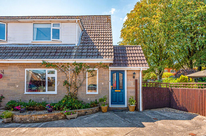 3 Bedroom Detached Bungalow For Sale In Hawthorn Crescent, Shepton Mallet, BA4