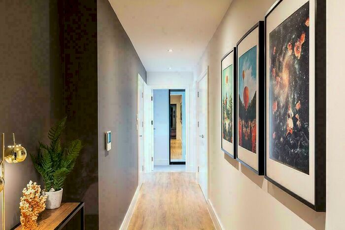 1 Bedroom Apartment To Rent In Kooky High Wycombe, Desborough Road, High Wycombe, Buckinghamshire, HP11