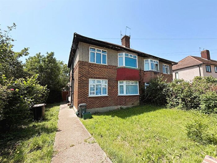 2 Bedroom Maisonette For Sale In Oakdene Road, Orpington, BR5