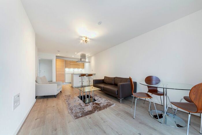 1 Bedroom Flat To Rent In Unex Tower, Station Street, Stratford, London, E15