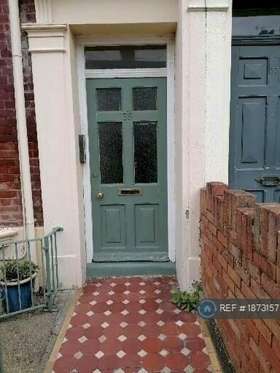 1 Bedroom Flat To Rent In Lorna Road, Hove, BN3