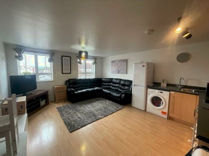 2 Bedroom Property To Rent In Avonmouth, Bristol, BS11