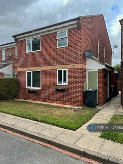 1 Bedroom End Of Terrace House To Rent In Hawks Way, Sleaford, NG34