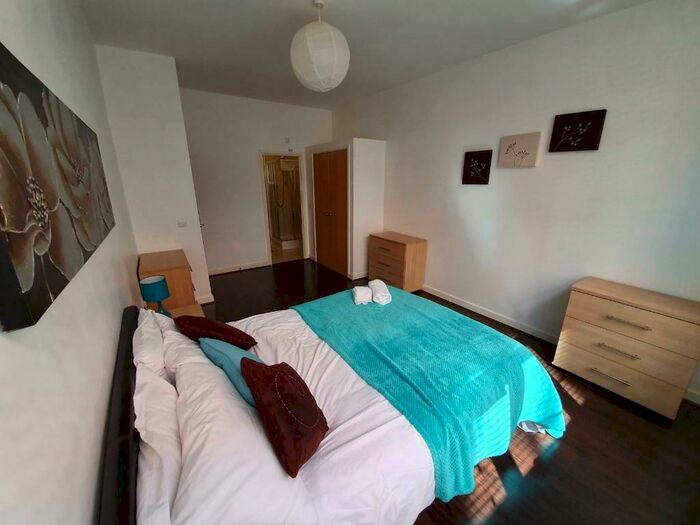 2 Bedroom Apartment To Rent In Warstone Lane, Birmingham, B18