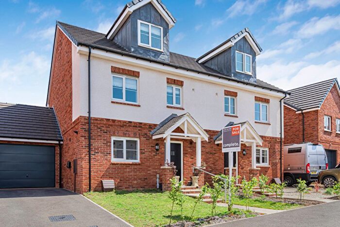 4 Bedroom Town House For Sale In Goldcrest Road, Exmouth, EX8