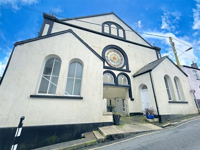 2 Bedroom Flat To Rent In Chapel Street, Gunnislake, Cornwall, PL18