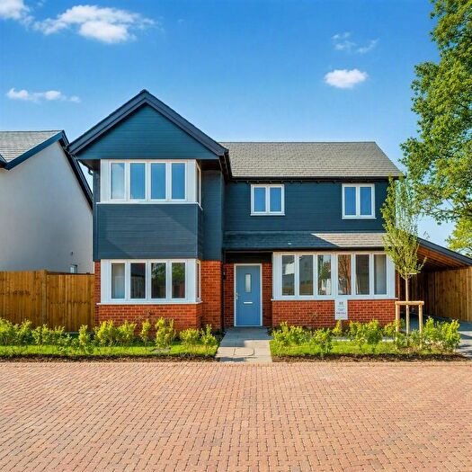 4 Bedroom Detached House For Sale In Burdock, Meadowbrook Gardens, Salisbury Road, Old Calmore, SO40