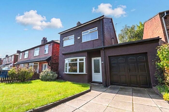 3 Bedroom Detached House For Sale In Bolton Road, Swinton, M27