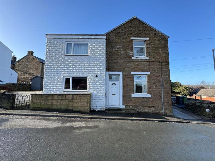 2 Bedroom Terraced House For Sale In Holmfield Road, Clayton West, Huddersfield, HD8