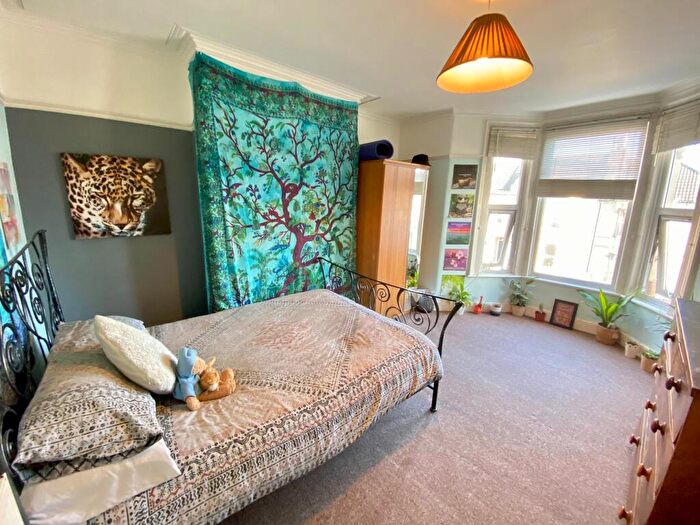 5 Bedroom Terraced House To Rent In Gloucester Road, Horfield, Bristol, BS7