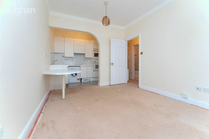 1 Bedroom Flat To Rent In Starboard Court, Brighton, BN2