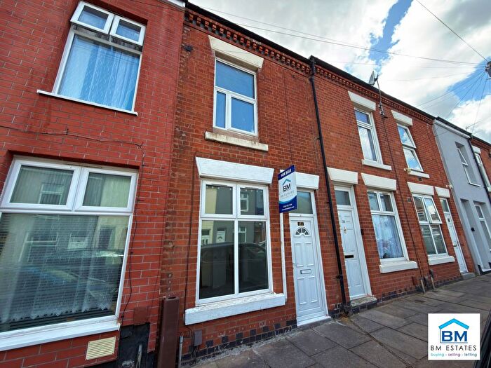 3 Bedroom Terraced House For Sale In Cecil Road, Leicester, LE2