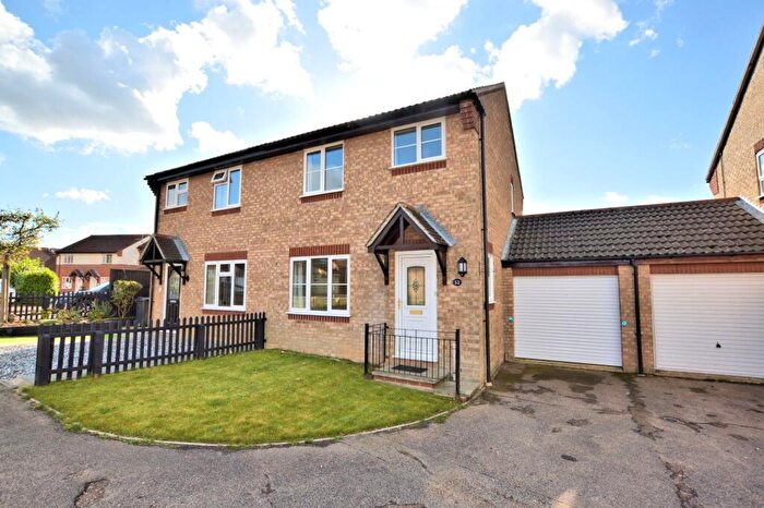 3 Bedroom Semi Detached House To Rent In Scarning, NR19