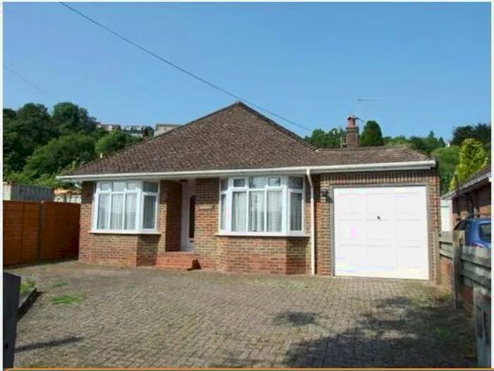 4 Bedroom Detached Bungalow To Rent In Vale Avenue, Findon Valley, Worthing, BN14