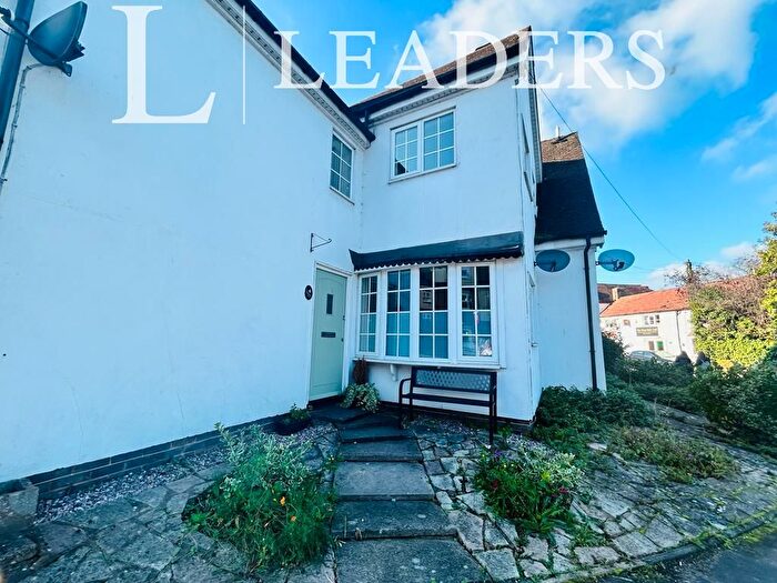 2 Bedroom Cottage To Rent In Priory Square, B80