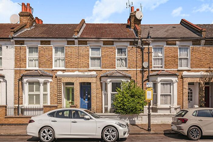 3 Bedroom Terraced House For Sale In Howden Street, Peckham, SE15