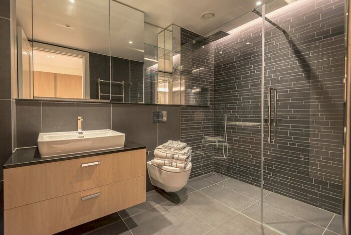 2 Bedroom Flat To Rent In Compass House, Kensington Gardens Square, Bayswater, Hyde Park, W2