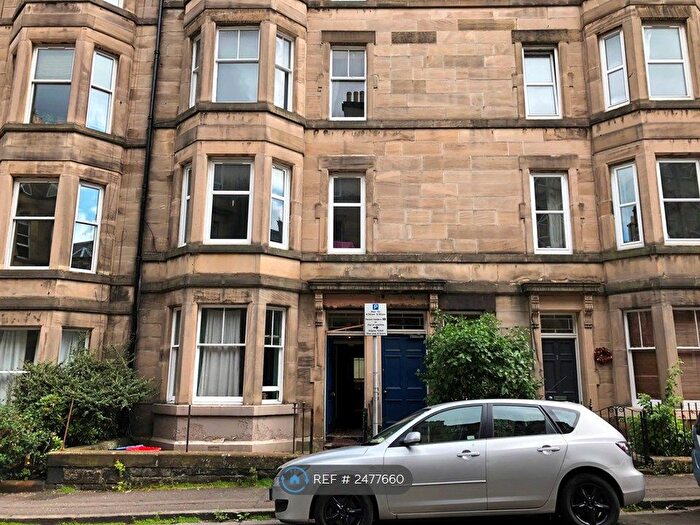 3 Bedroom Flat To Rent In Mertoun Place, Edinburgh, EH11