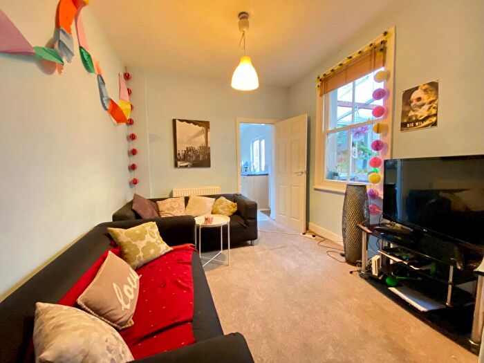 5 Bedroom Terraced House To Rent In Gloucester Road, Horfield, Bristol, BS7