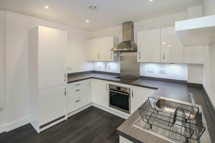 2 Bedroom Apartment To Rent In The Embankment, Nash Mills Wharf, HP3
