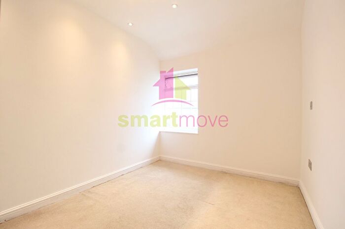 1 Bedroom Flat To Rent In Polesworth Road, Dagenham, Essex, RM9