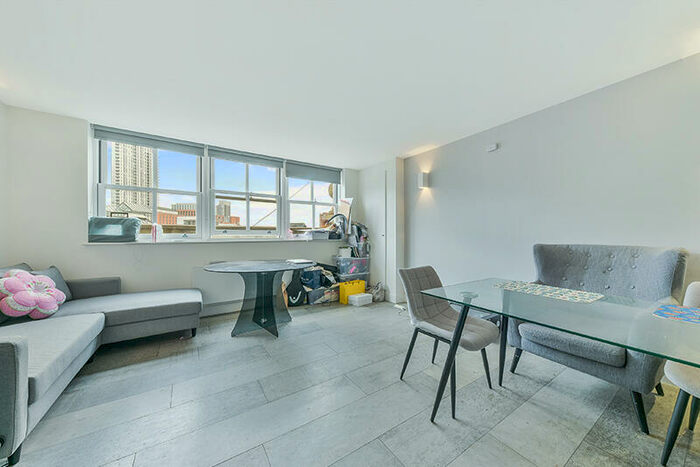 2 Bedroom Apartment To Rent In Tabernacle Street, Shoreditch London, EC2A