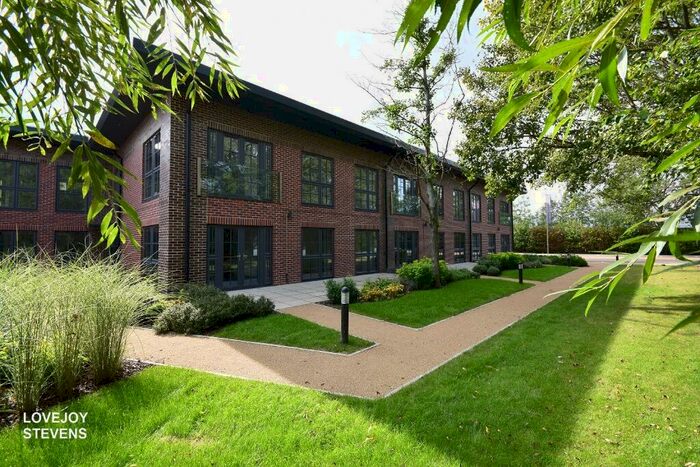 3 Bedroom Flat To Rent In Cyril Vokins Road, Newbury, RG14