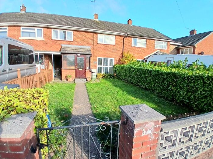 3 Bedroom House To Rent In Furzedown, Stevenage, SG2