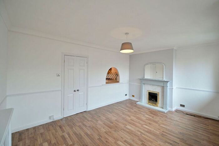 3 Bedroom Flat For Sale In Jamaica Road, Bromfield Court Jamaica Road, SE16