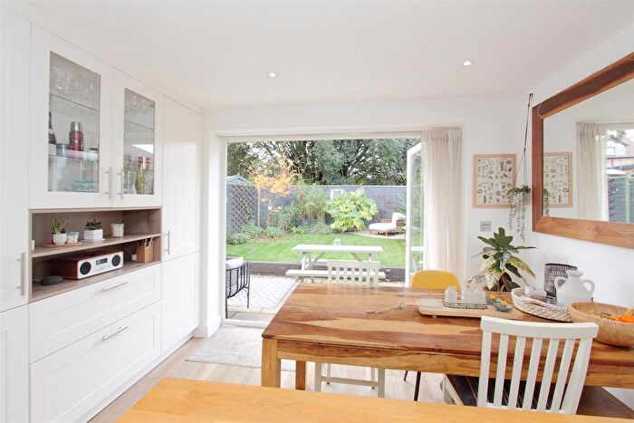 3 Bedroom End Of Terrace House For Sale In High Street, Broughton, Stockbridge, SO20