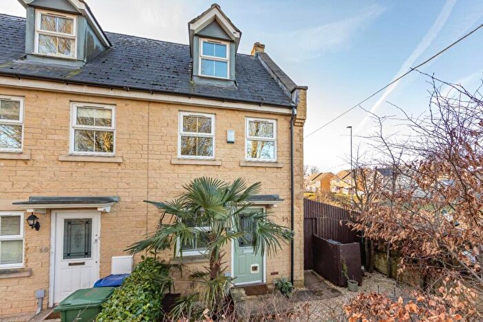 3 Bedroom House To Rent In Stone Close, Corsham, SN13