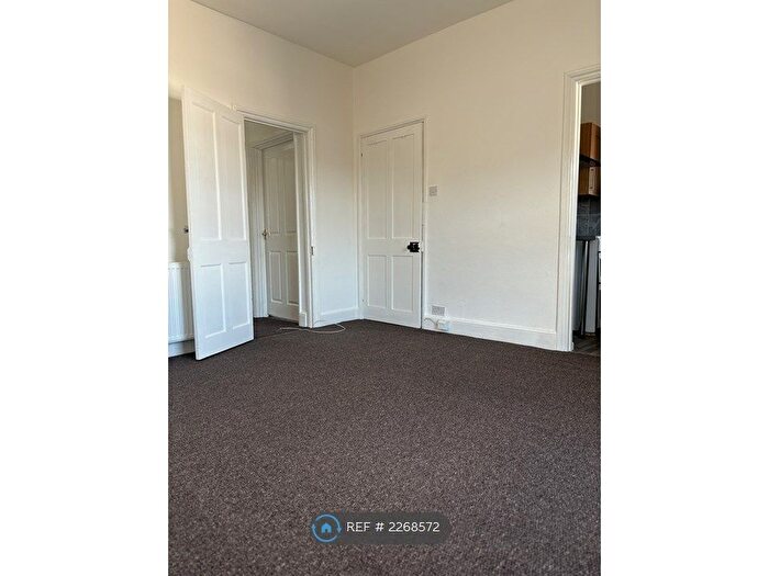 2 Bedroom Flat To Rent In Port Street, Evesham, WR11