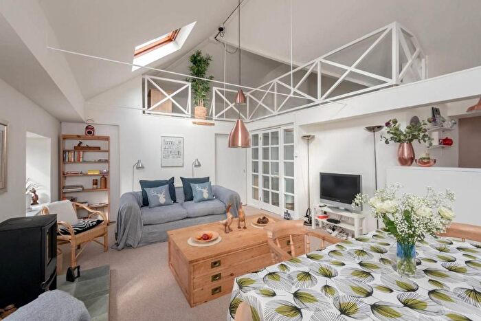 2 Bedroom Penthouse To Rent In Calton Road, Old Town, Edinburgh, EH8