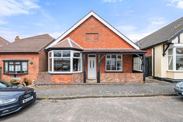 3 Bedroom Detached Bungalow For Sale In Lifeboat Avenue, Skegness, PE25
