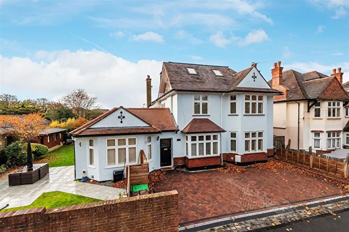 5 Bedroom Semi Detached House For Sale In Mayfield Road, South Sutton, SM2