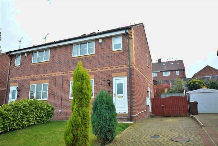 3 Bedroom Semi-Detached House To Rent In Old Mill Close, Hemsworth, WF9