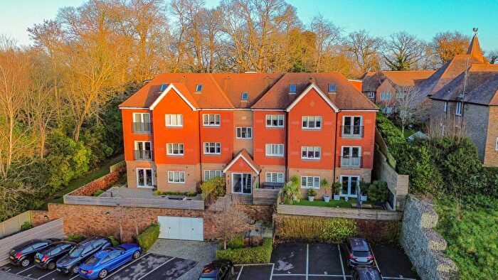 2 Bedroom Flat For Sale In Franklands Village, Woodside Franklands Village, RH16