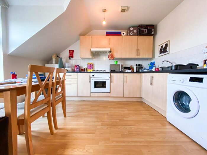 1 Bedroom Flat To Rent In Clive Road, Canton, CF5