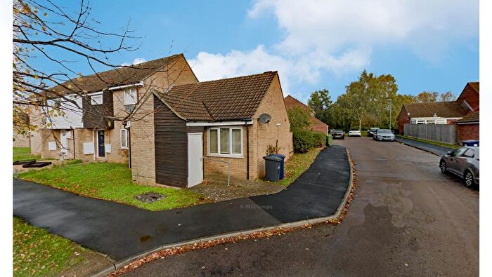 2 Bedroom Property For Sale In Ouse Road, St. Ives, Cambridgeshire, PE27