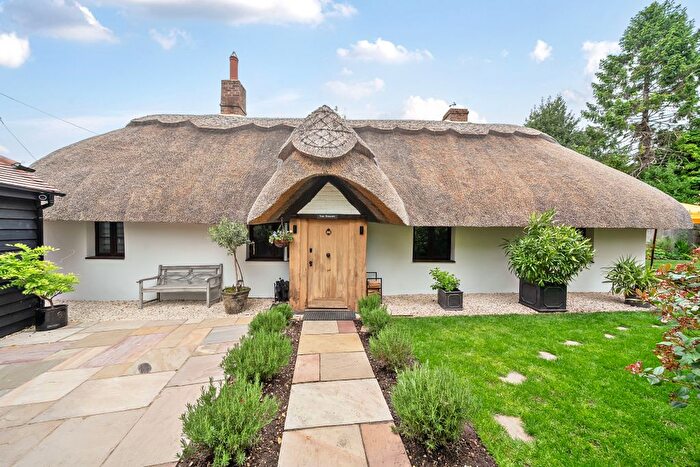 2 Bedroom Bungalow For Sale In Whitehouse Road, Woodcote, RG8