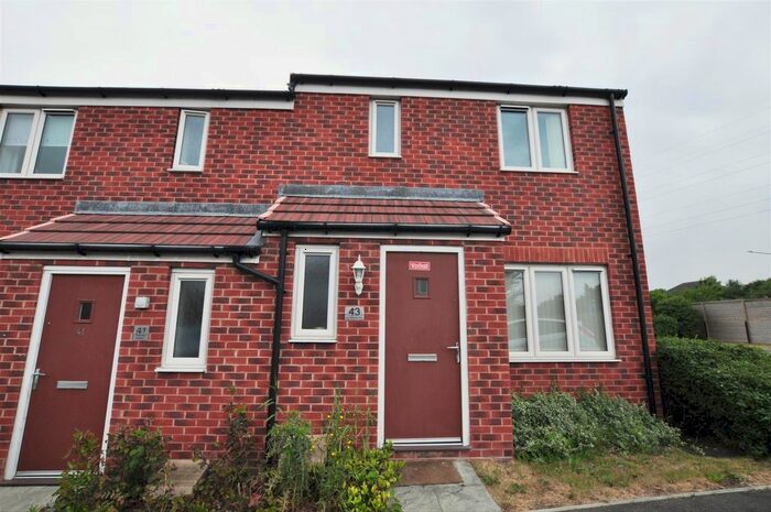 3 Bedroom Semi-Detached House To Rent In Halcrow Avenue, Dartford, DA1