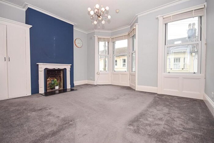 2 Bedroom Apartment For Sale In Stafford Road, Brighton, BN1