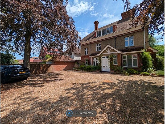 8 Bedroom Detached House To Rent In The Avenue, Ascot, SL5